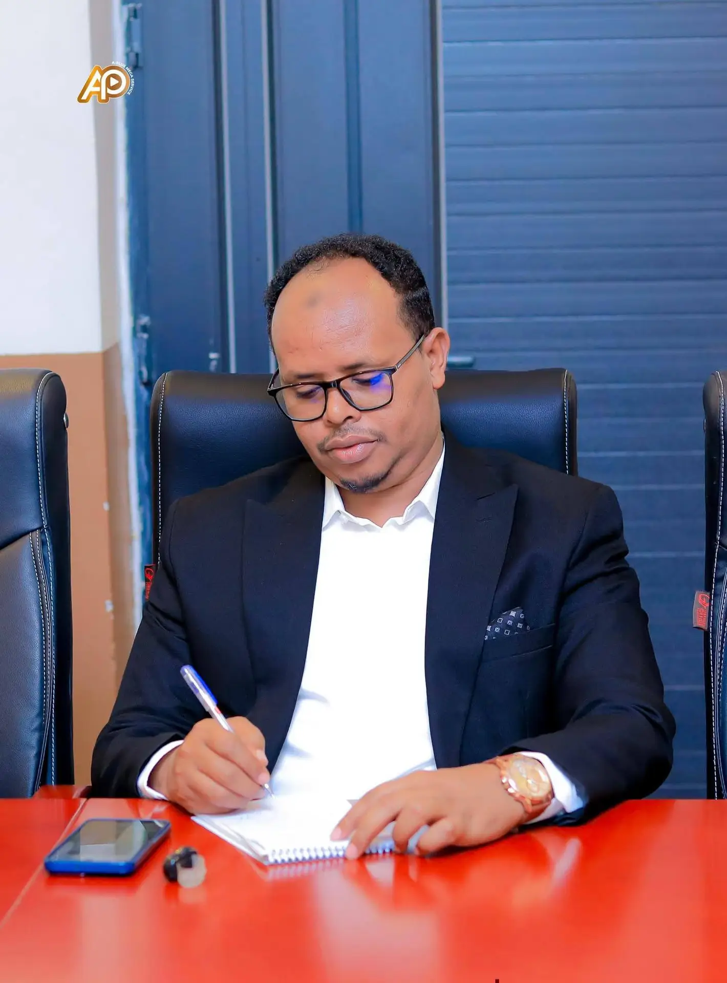 Dr. Ayaanle